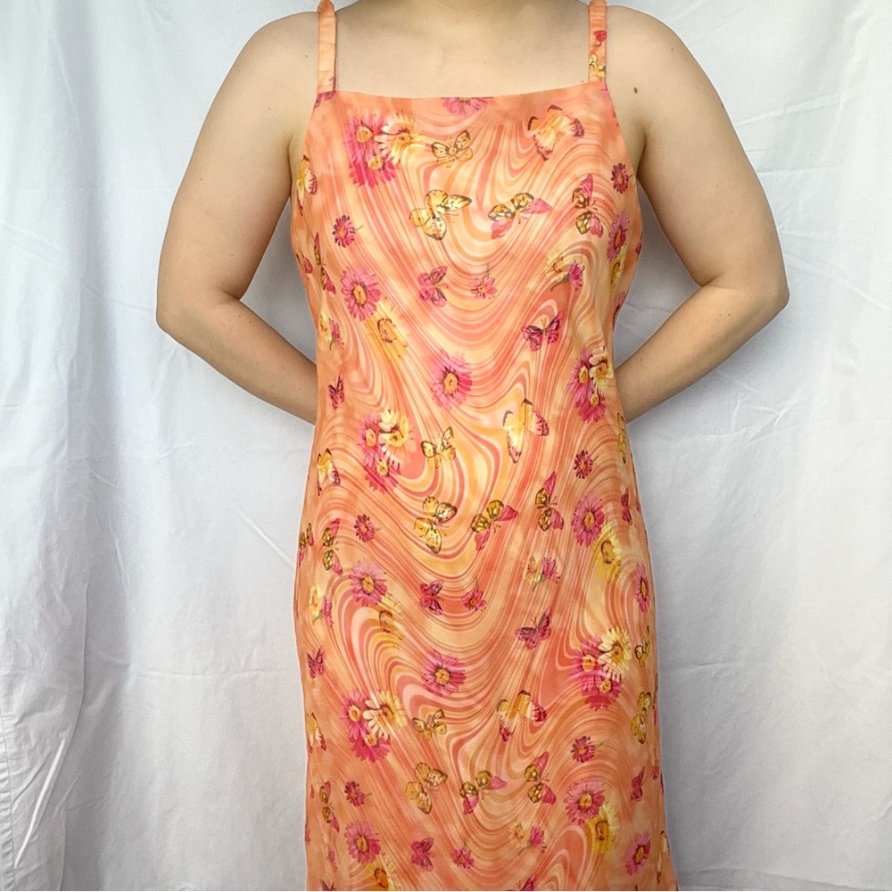 beautifulllllll orange butterfly sleeveless dress 🍊
